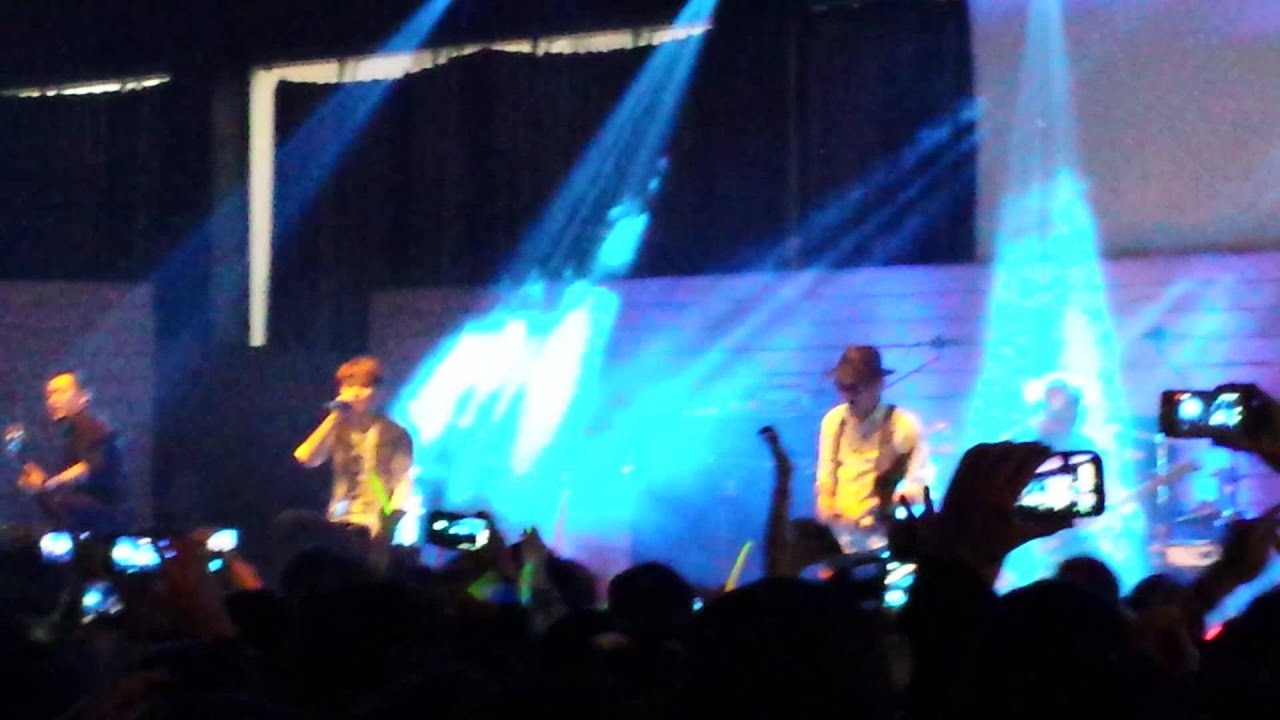 Flow- Hero Dragon Ball Anime Friends Chile 2015 Live