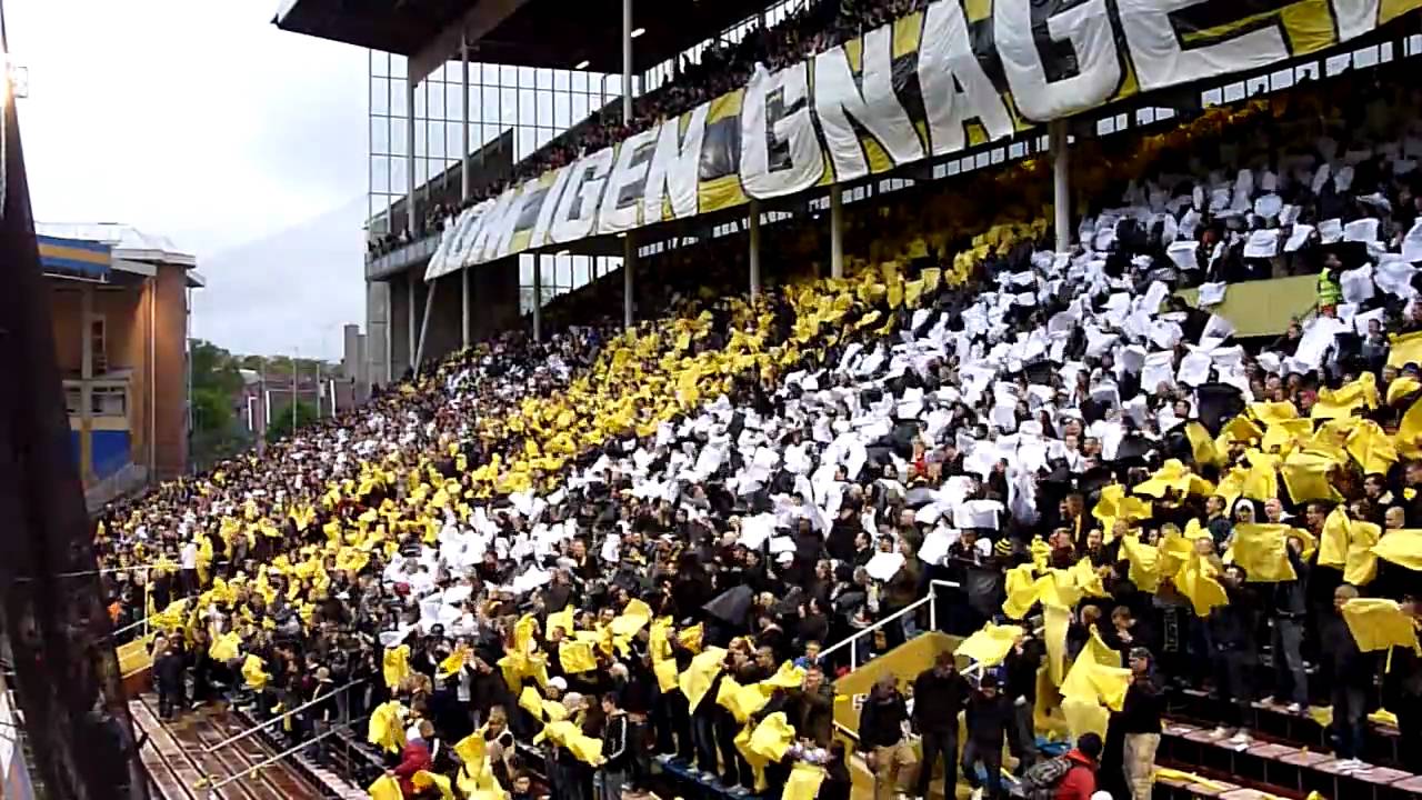 AIK TIFO - DIF-AIK 2009 - Kom igen Gnaget - (Oklippt nästan 4 minuter i HD)