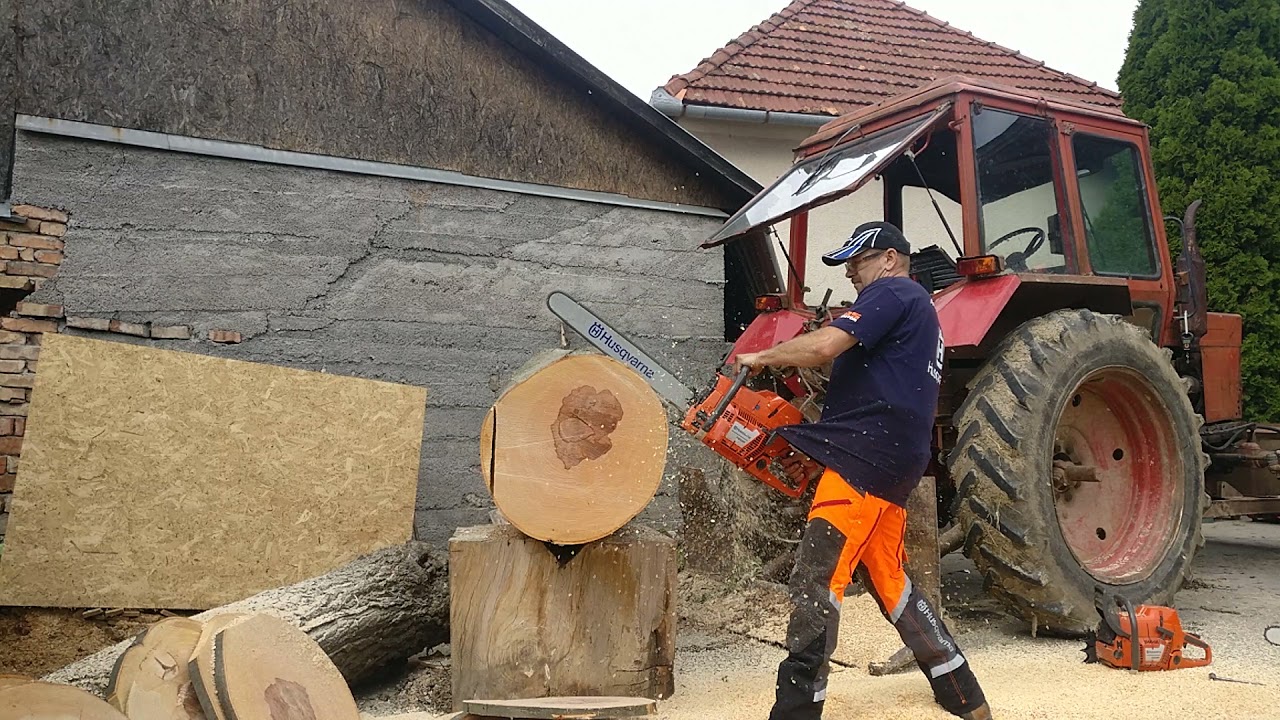 Husqvarna 592 XP vs. Husqvarna 395 XP