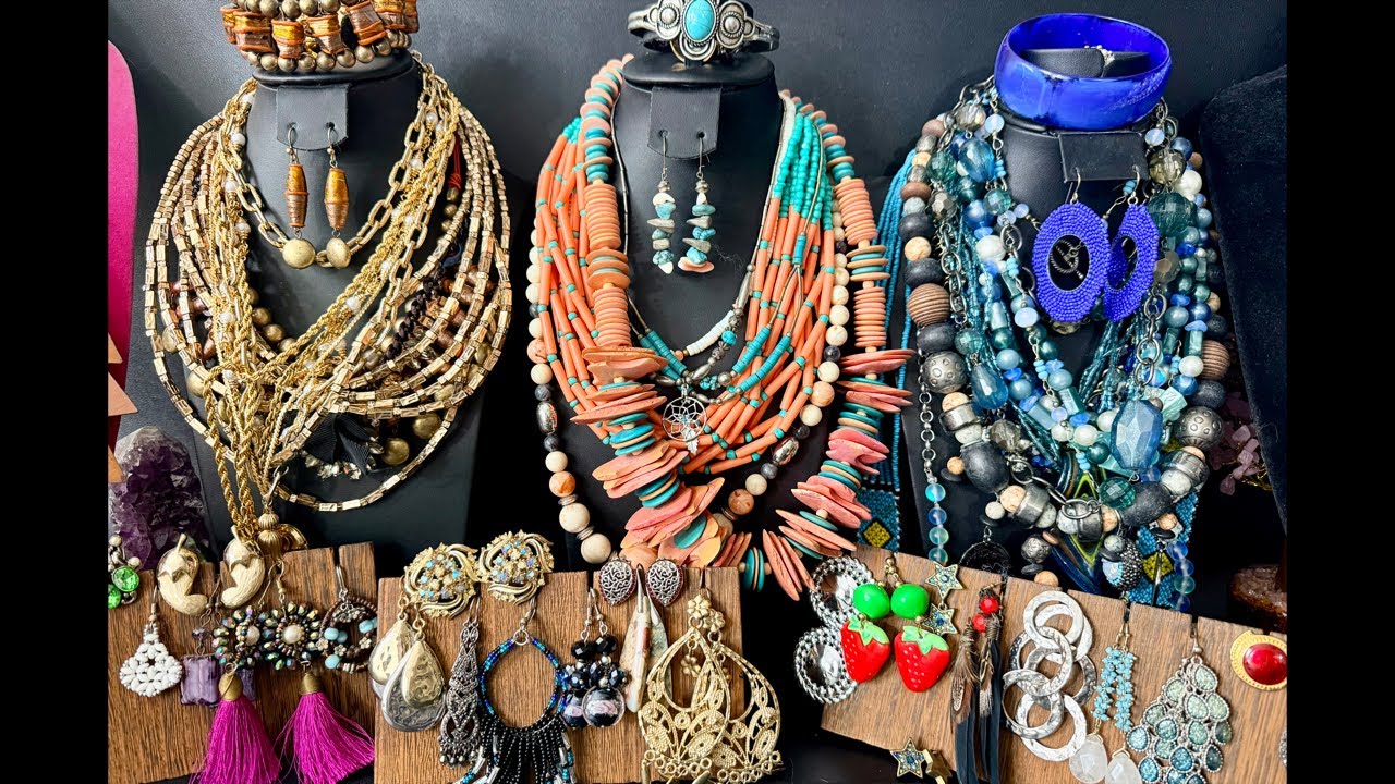 Cali Mom Collects is live! Live Jewelry Auction! Wednesday January 21st 3:00 pm pst