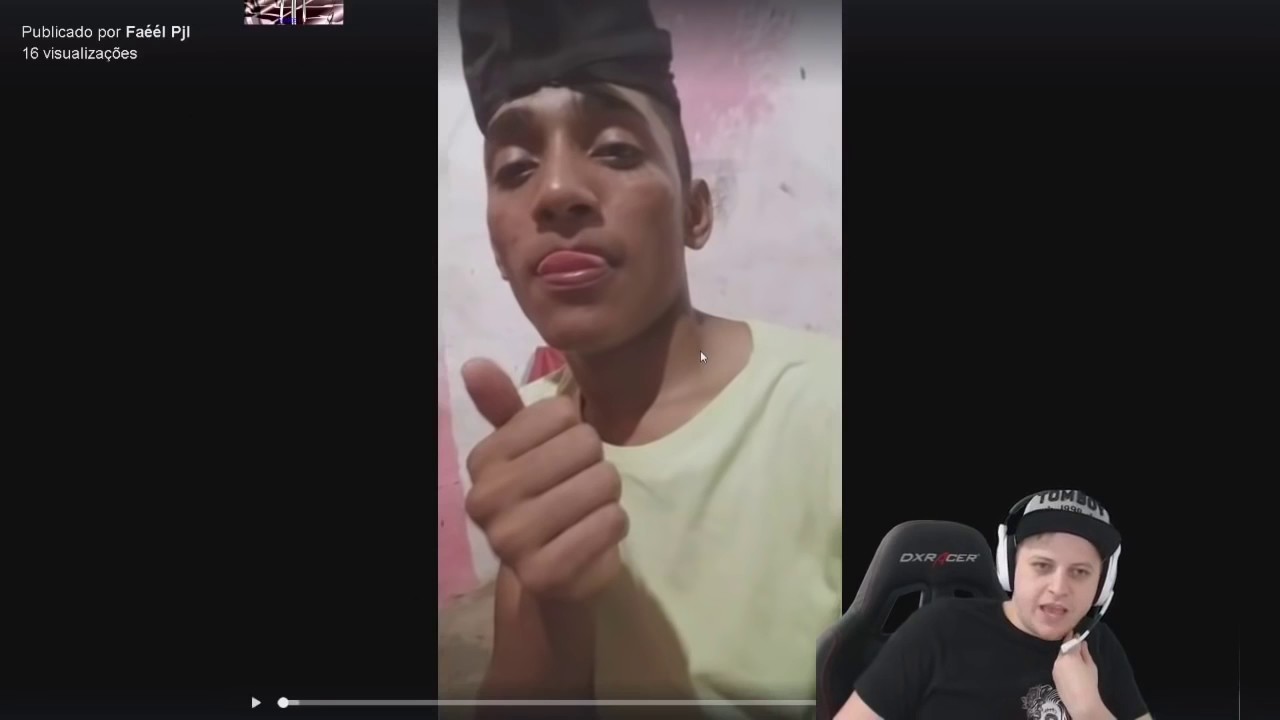 FACETROLL COM O AXT