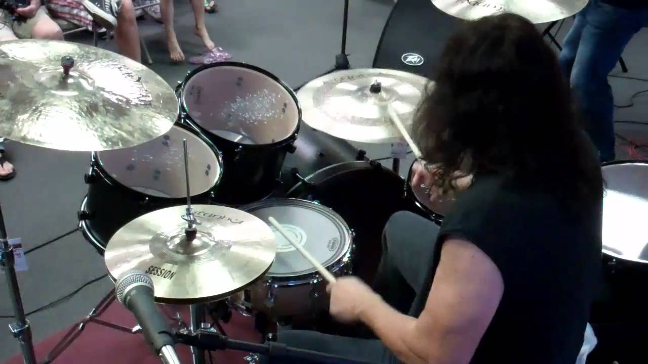 DDRUM Artist Vinny Appice jams Led Zeppelin's 