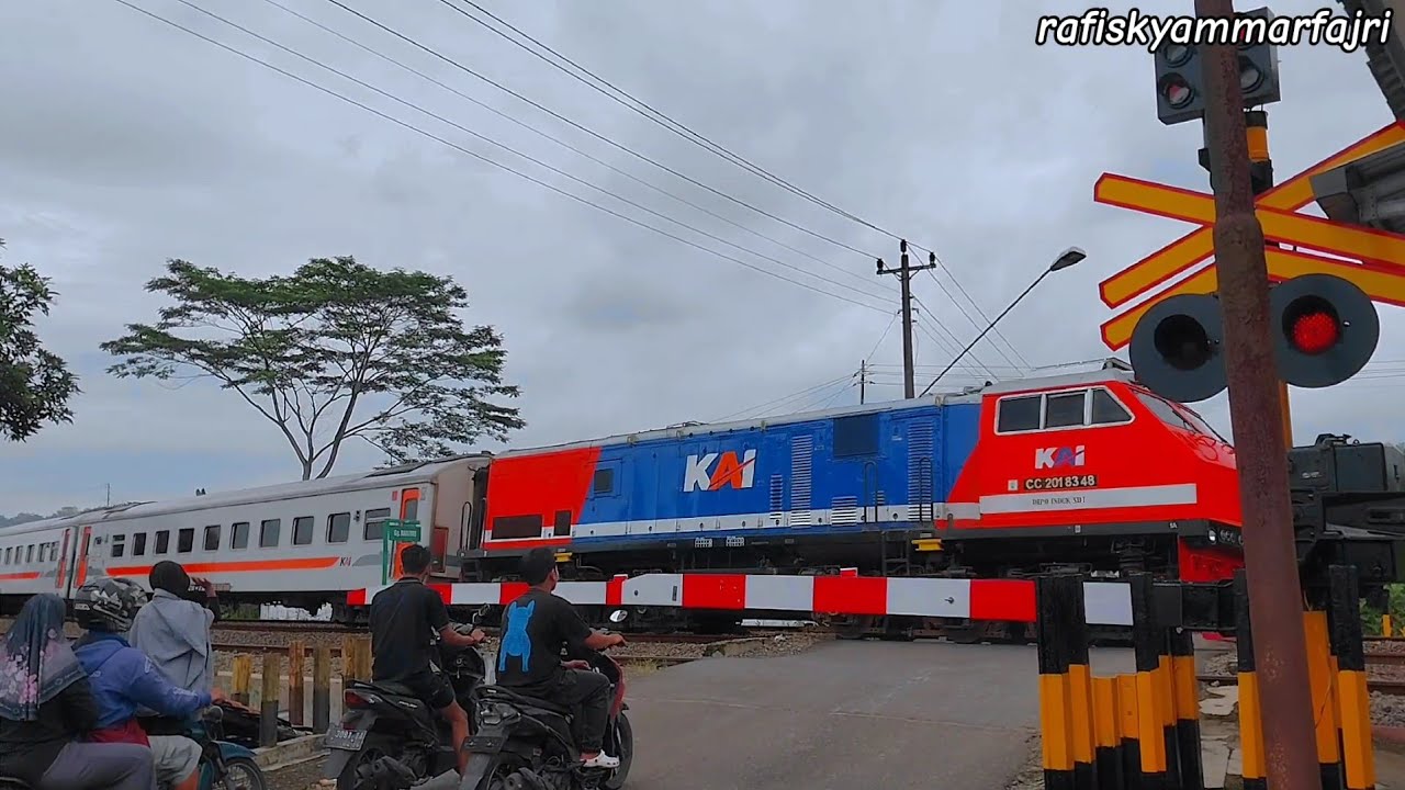 Palang Pintu Kereta Api | Railroad Crossing Videos | Januari2026 | Ka Joglo Semar Kerto Rnb & Ka Bbm