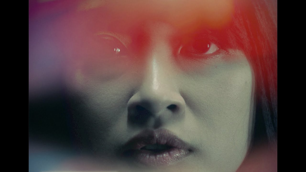 iNA-iCH - La pendule (Clip Officiel)