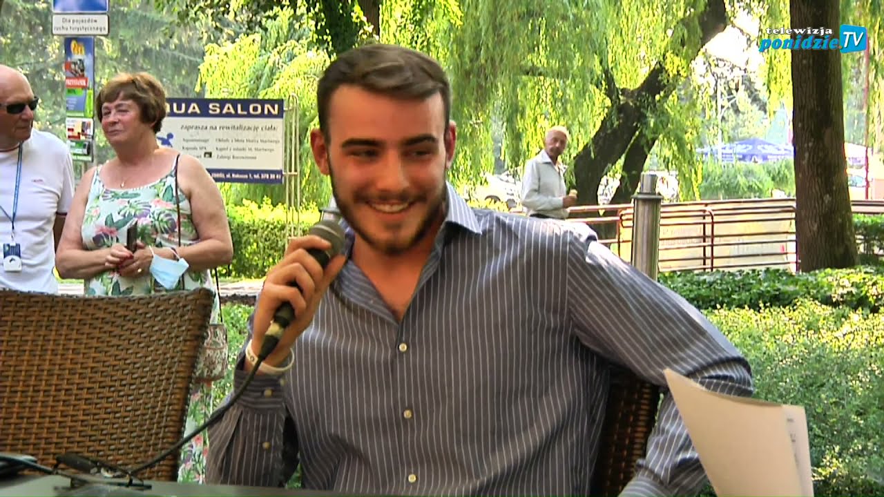 Kawiarenka Festiwalowa - Krystian Ochman