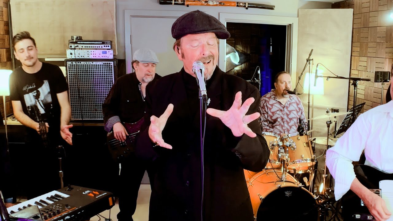Reach Out I'll Be There | Live Band performance (Four Tops) | Sing it Live