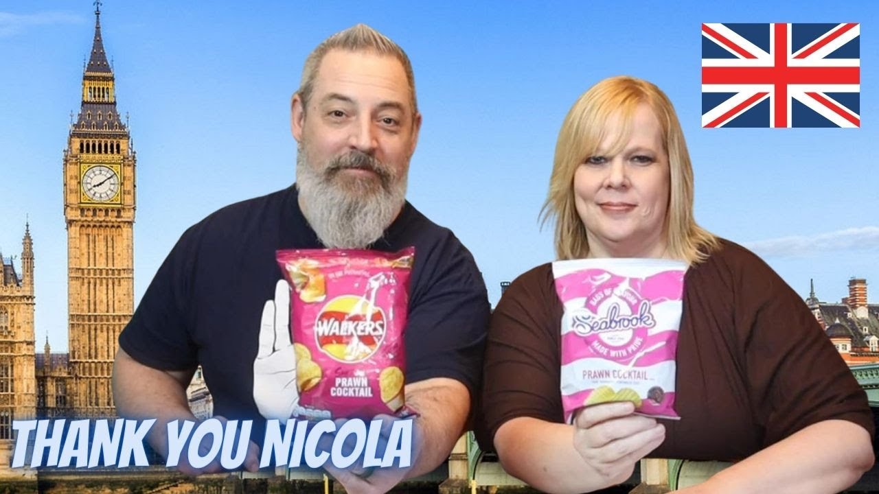 AMERICANS TRY PRAWN COCKTAIL CRISPS | WALKERS VS SEABROOK COMPARISON