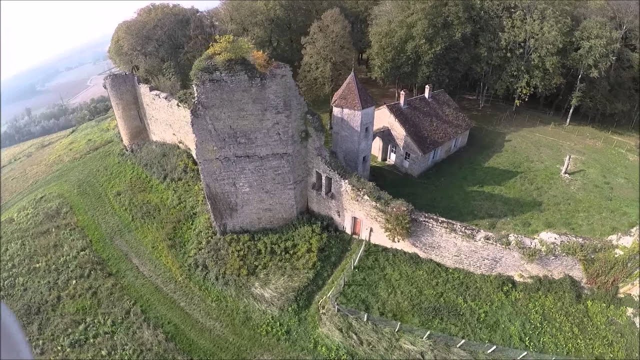 découverte de vestiges d'un château fort jurassien