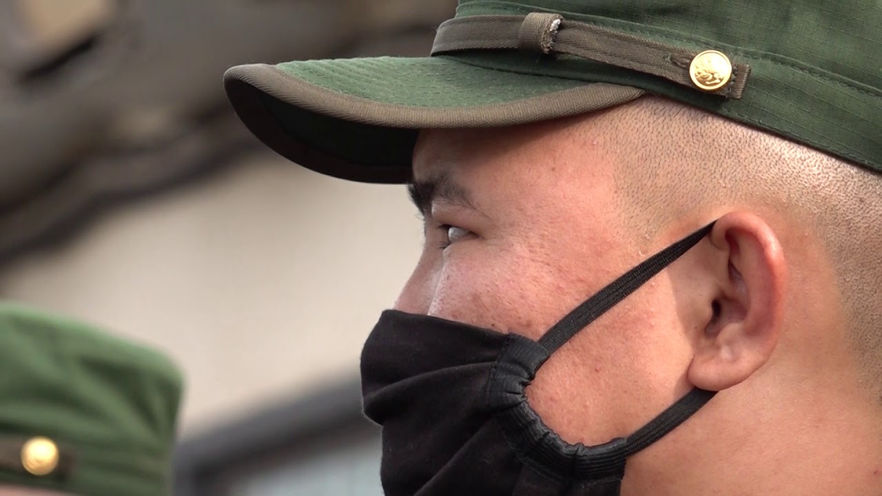 Солдаты-срочники отправились из учебного центра ракетных войск по воинским частям