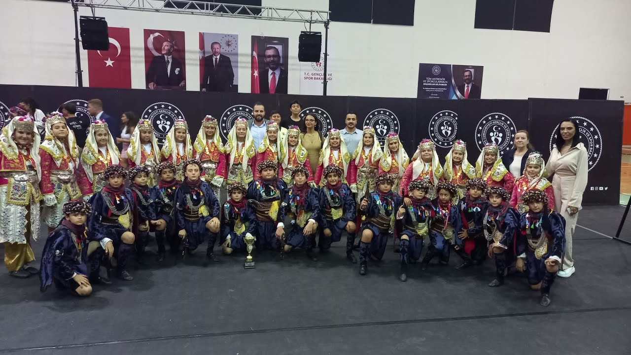 THOF İZMİR EGE BÖLGE BİRİNCİSİ - MİNİKLER DÜZENLEMELİ DAL - İZMİR YÖRESİ - BORNOVA SANAT KULÜBÜ 2023