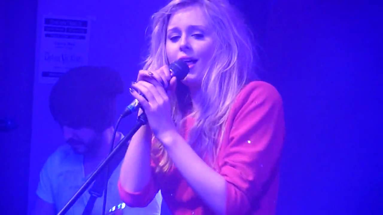 (HD) Diana Vickers - Once LIVE at Glasgow Classic Grand 26/03/10