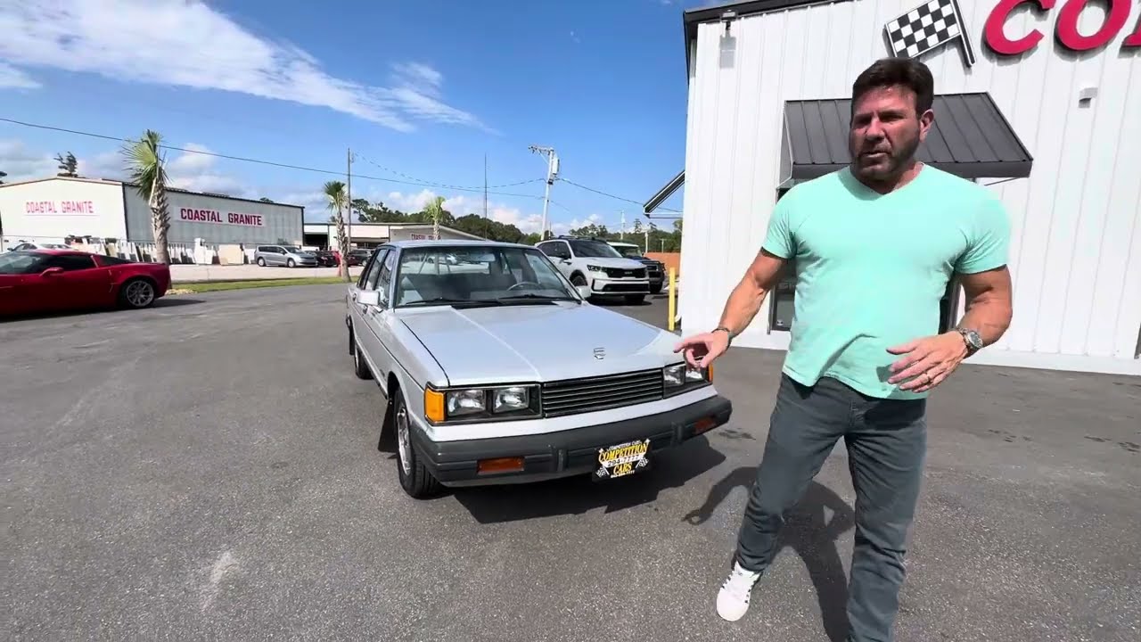 Видеообзор Datsun 810 Maxima 1981 года! Всего 12 000 реальных миль!