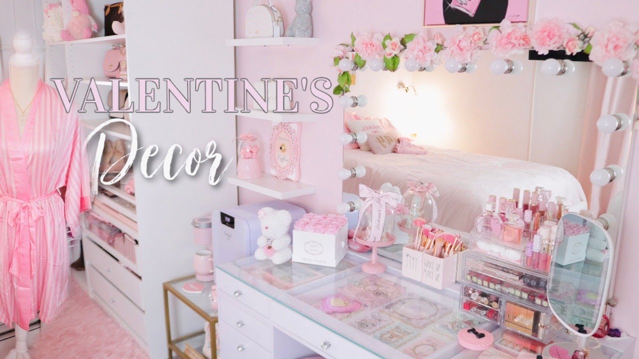 GLAM GIRLY ROOM TOUR DECOR HAUL + GIVEAWAY 2021| FABIOLAG