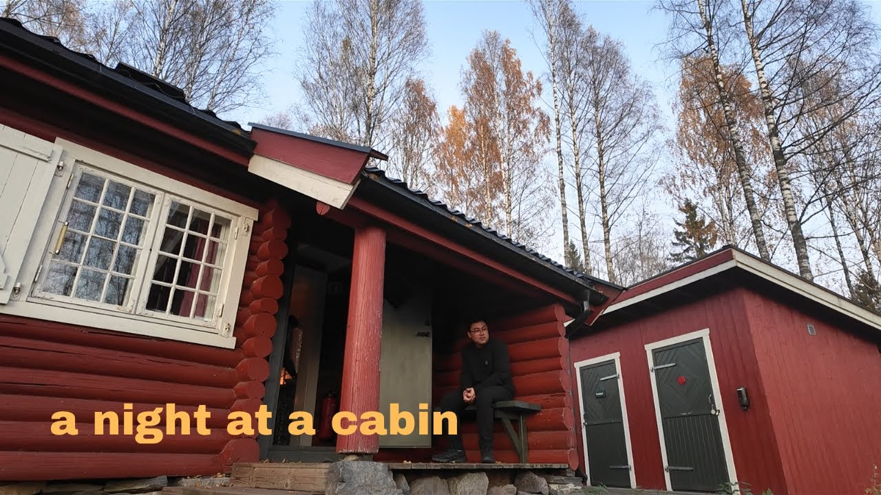 first Norwegian koselig cabin experience! (no power, minus 1 Celsius, autumn foliage, trees, skies)