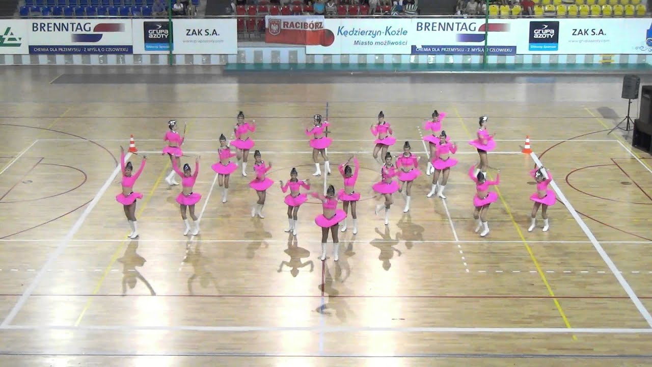 Miraż I Wronki MP 2014 scena baton