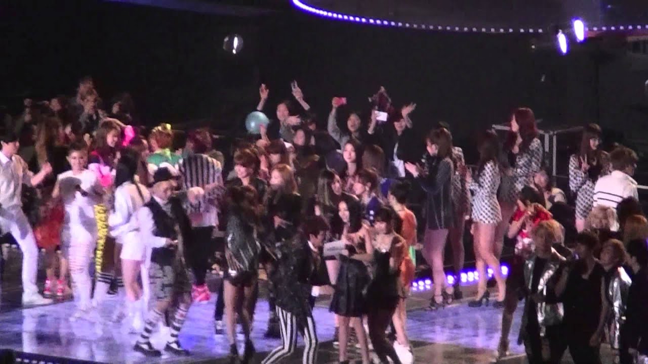 [Fancam] 2013 Dream Concert - ENDING - 여행을 떠나요 by 병든