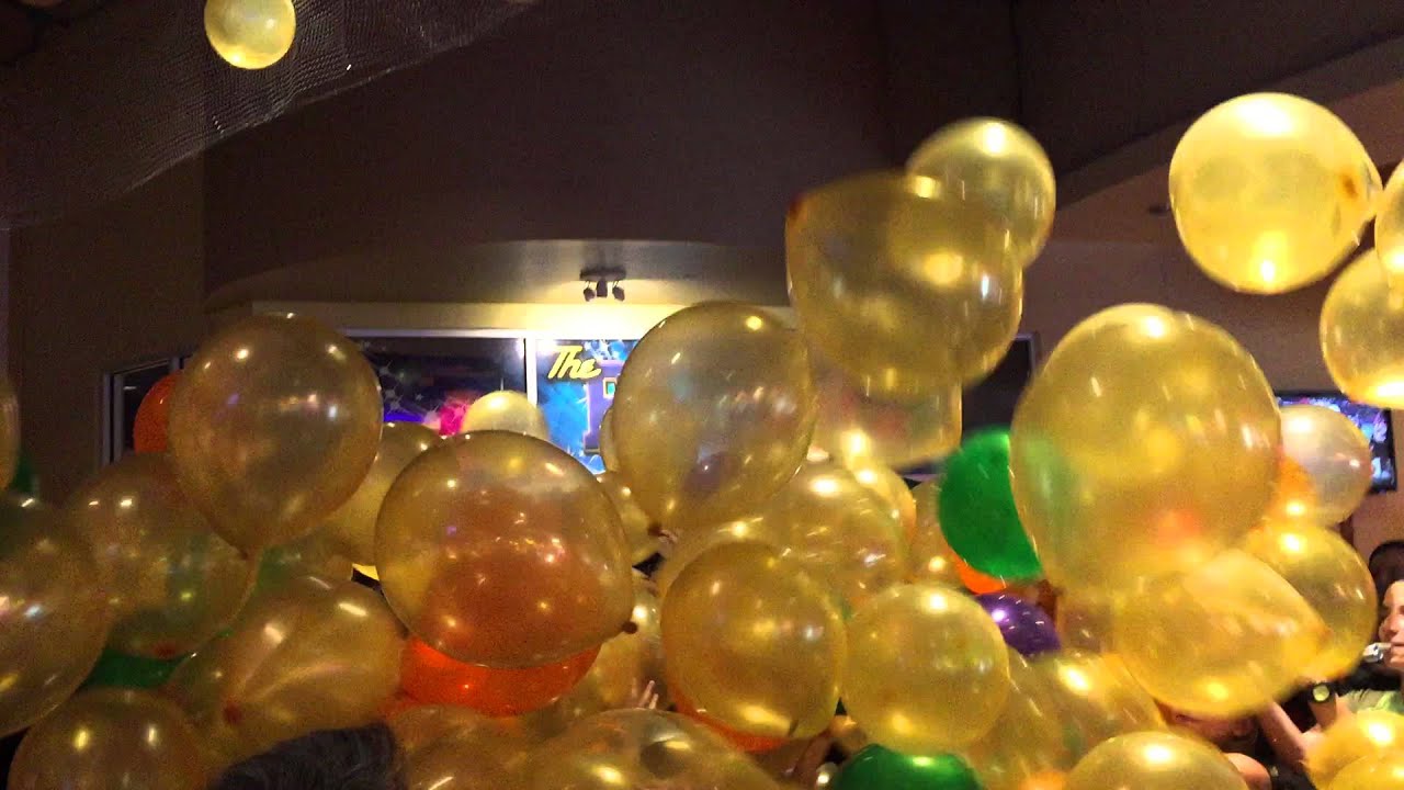 New Year's Noon Balloon Drop @ Stars and Strikes