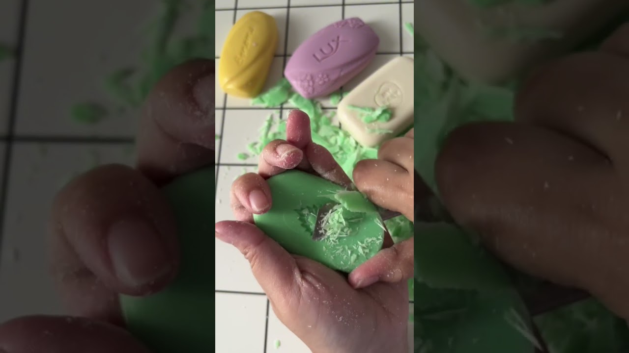 Cutting soap 🧼 #asmrsoapcutting #cuttingsoap 