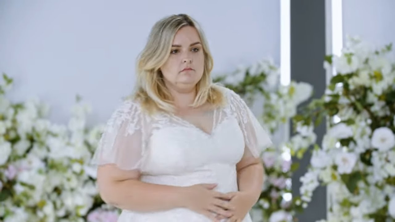 Panna młoda bała się, że w tej sukni spadnie z podestu! [Pary młode ponad miarę]