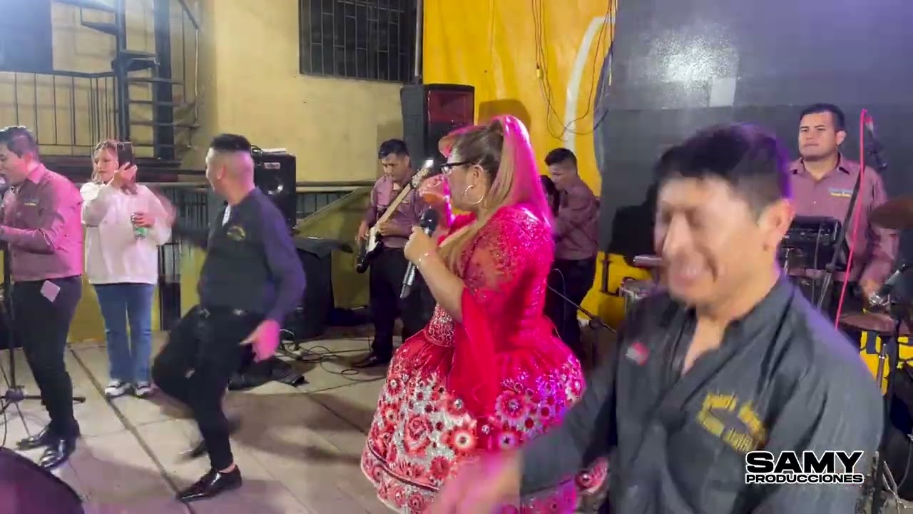 GISELA LAVADO 