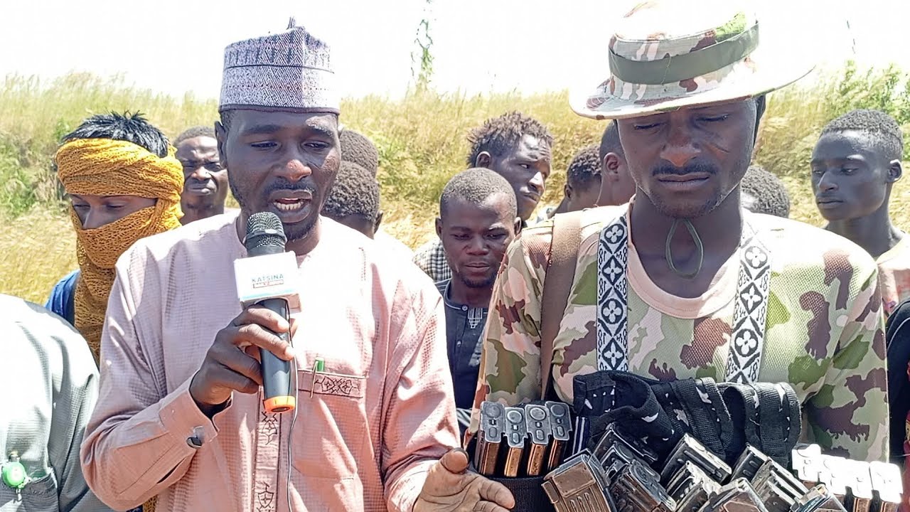 Yanzu_Yanzu: Kalli Yanda Akayi Walimar Farin Ciki Saboda Dan Bindiga Isiya Awanki Garwa Yakara Sakin