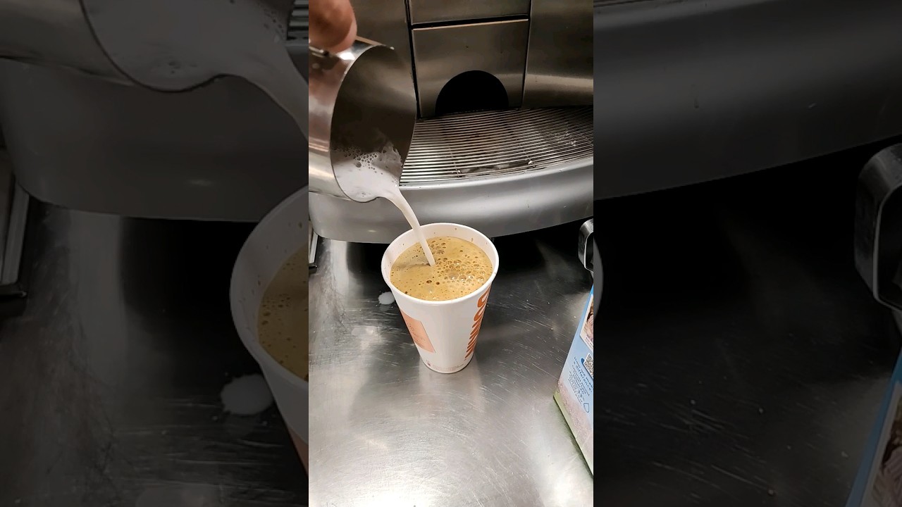 Горячий макиато от Dunkin' Donuts! Высококофеиновый напиток от Dunkin Donuts! Шот эспрессо #dunki...