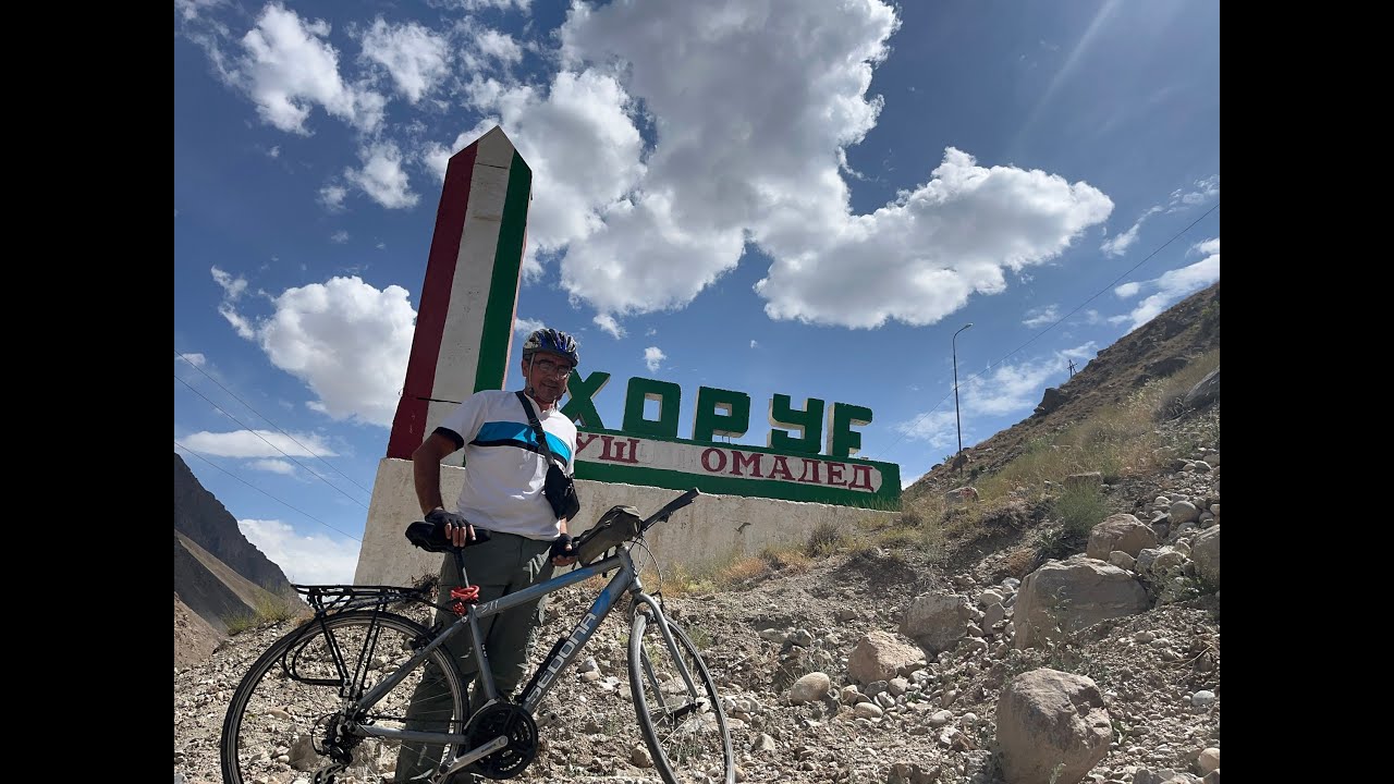 Tacikistan'ın Zirveleri: Pamir Dağları ve Horog&rsquo;da Bisikletle Keşif