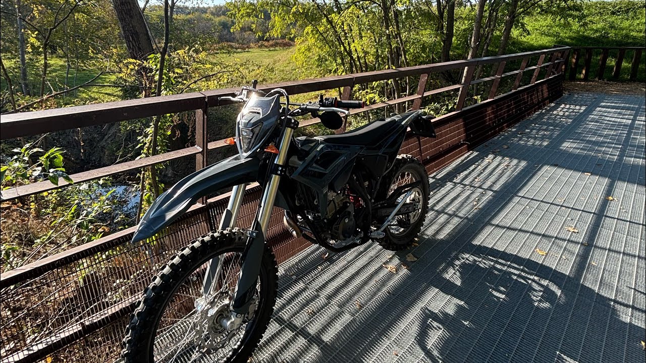 ENDURO AROUND PANARO RIVER, BETA 125
