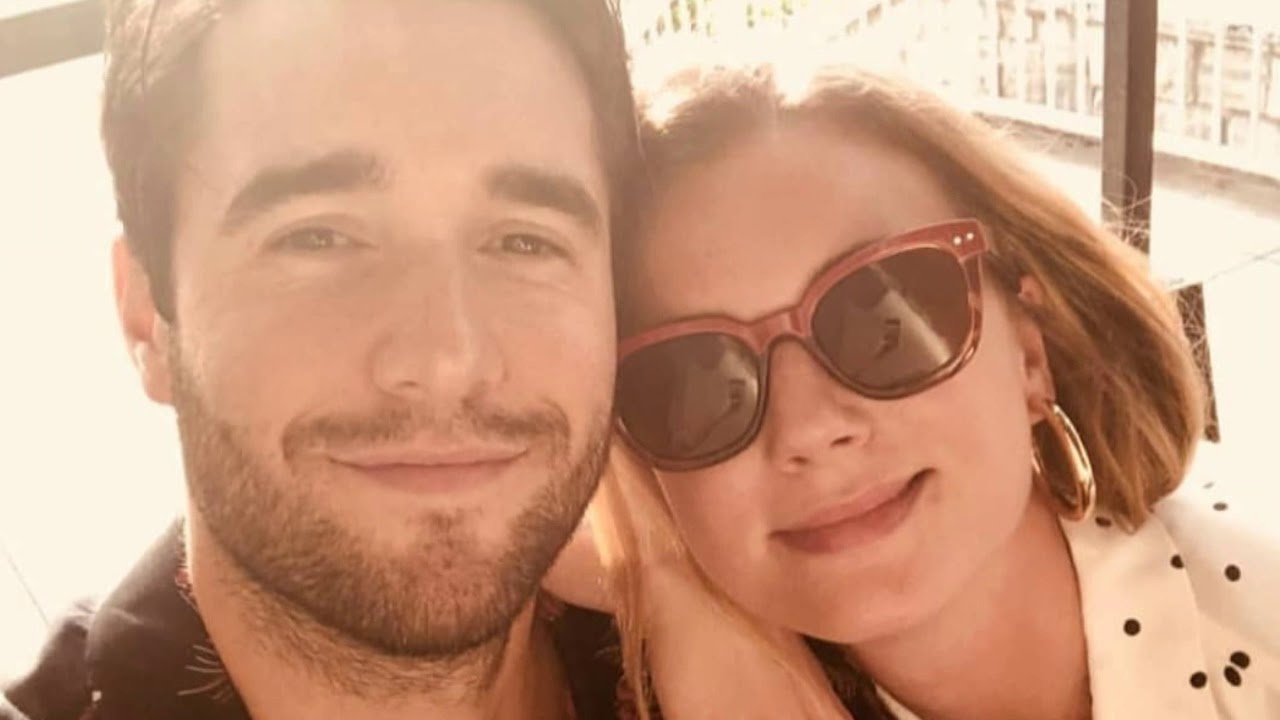 Emily VanCamp & Josh Bowman