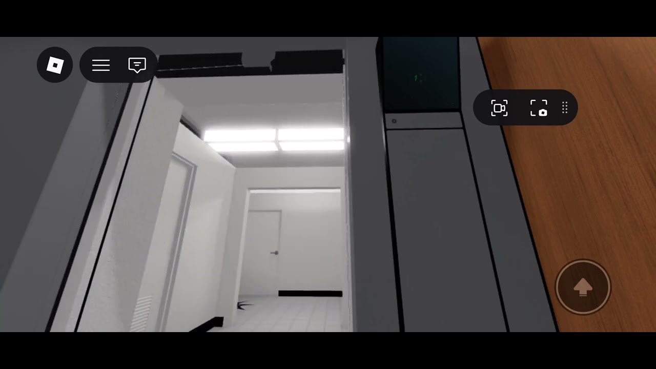 Elevator and low on oil on Roblox