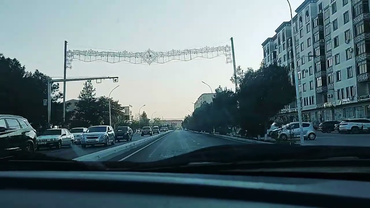 Road from Samarkand to Bukhara