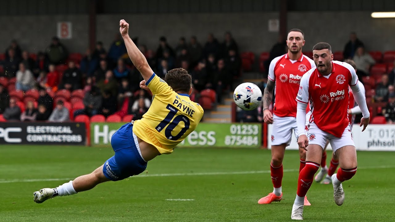 Extended Highlights | Fleetwood Town 4-2 Colchester United #ColU