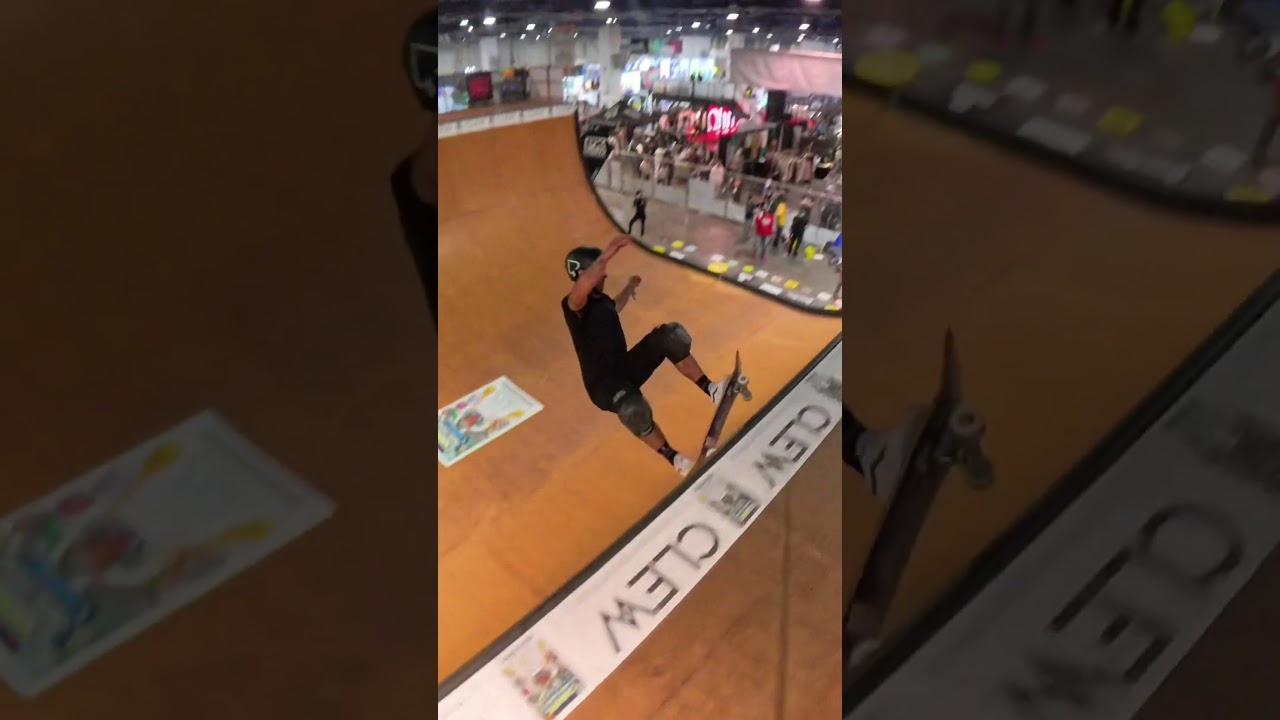 Insane 180 on Half Pipe at Champs Trade Show in Las Vegas California #skateboarding #vert #skating