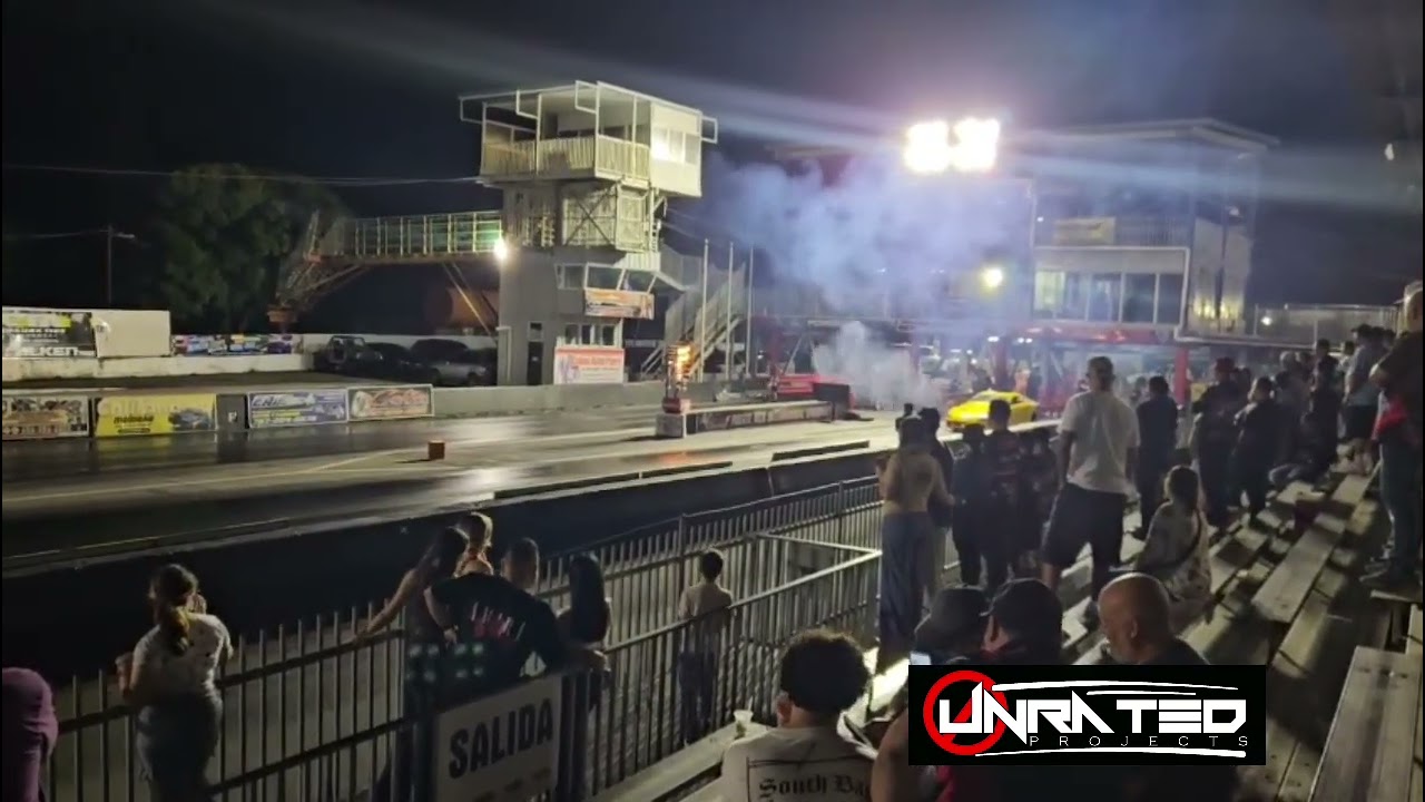 En la zona de los 6 segundos en salinas speedway 