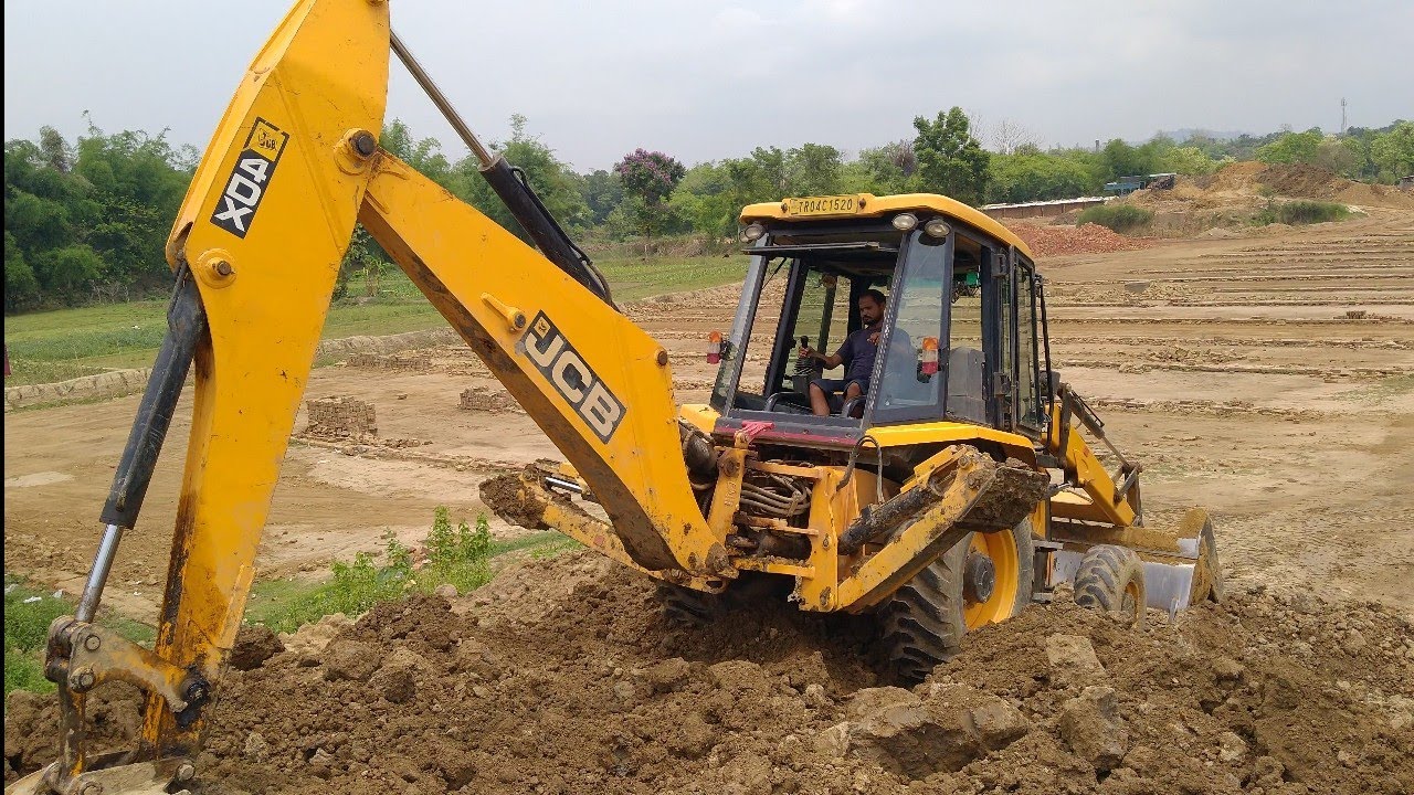 JCB 4DX easy control backhoe loader 4X4 boom and hydraulic  capability 128(@next gen jcb)