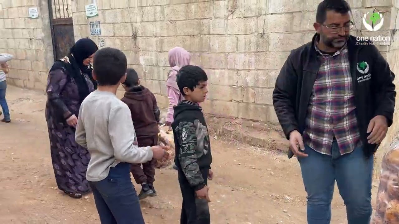 Providing Potatoes to Syrian Refugees Before Ramadan