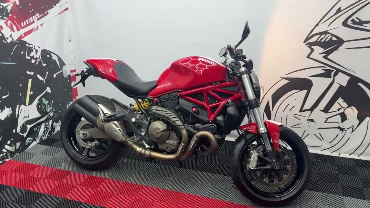 # DUCATI Monster 821 2015r 35000 km 