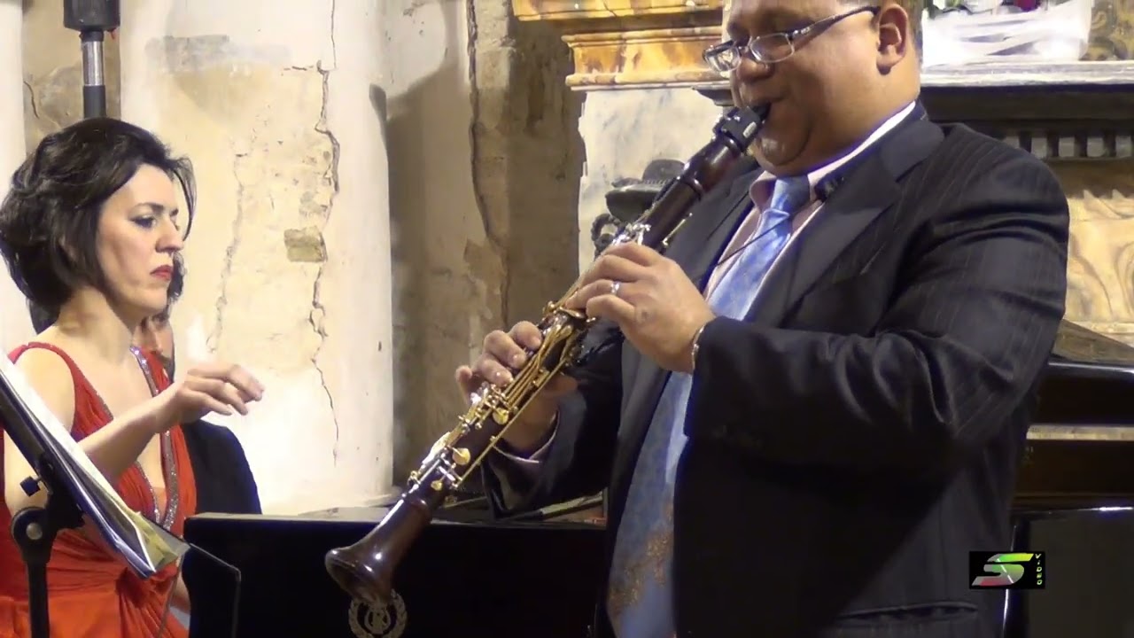 Verdi/Bassi Fantasia su Rigoletto for clarinet and piano - R.Morales clarinet, M.Koni piano