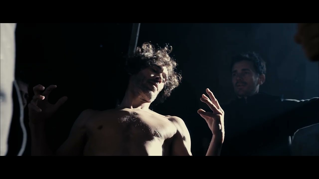 AZADI Incantation (clip officiel)