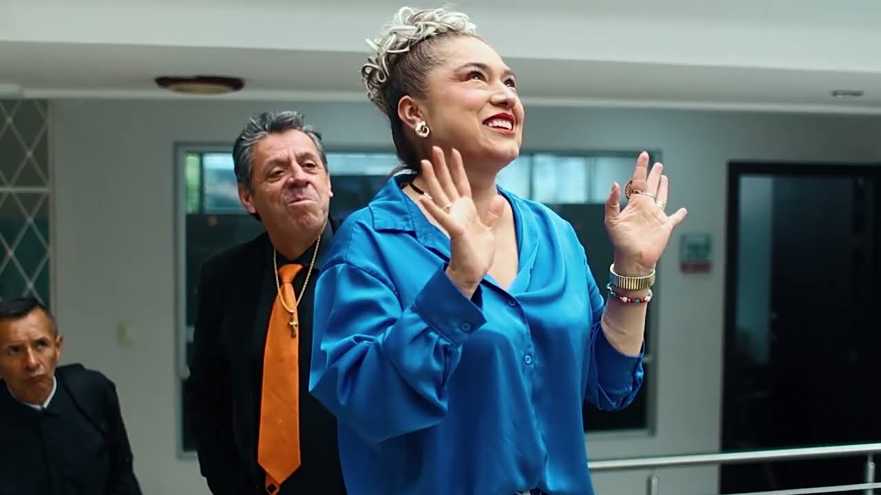 Por necesidad, este profesional se convirtió en personal de limpieza, no creerás este final