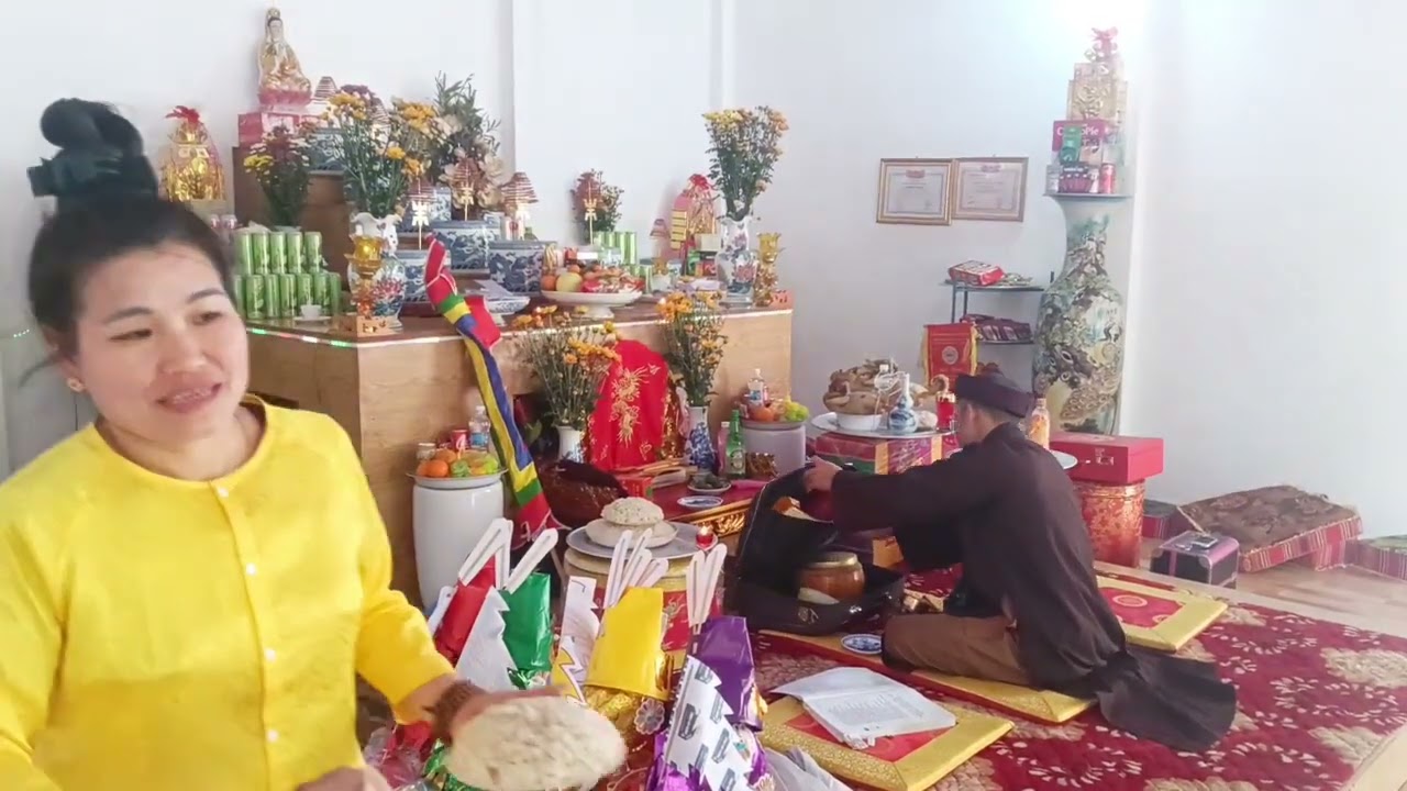 Tại đền thờ cà thị Hôm bản nà hay xã Nậm ty - sông mã 