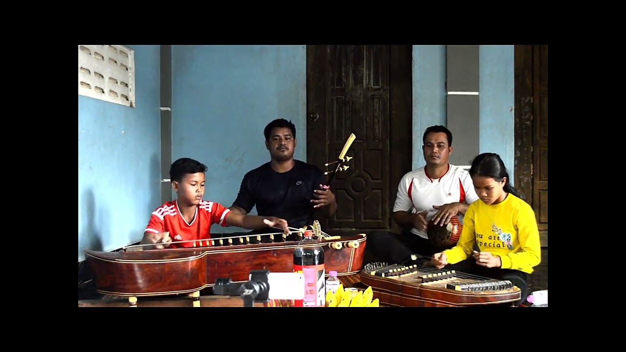 ថ្ងៃនេះលោកគ្រូទាំងពីរមករំលឹកដៃកូនៗ