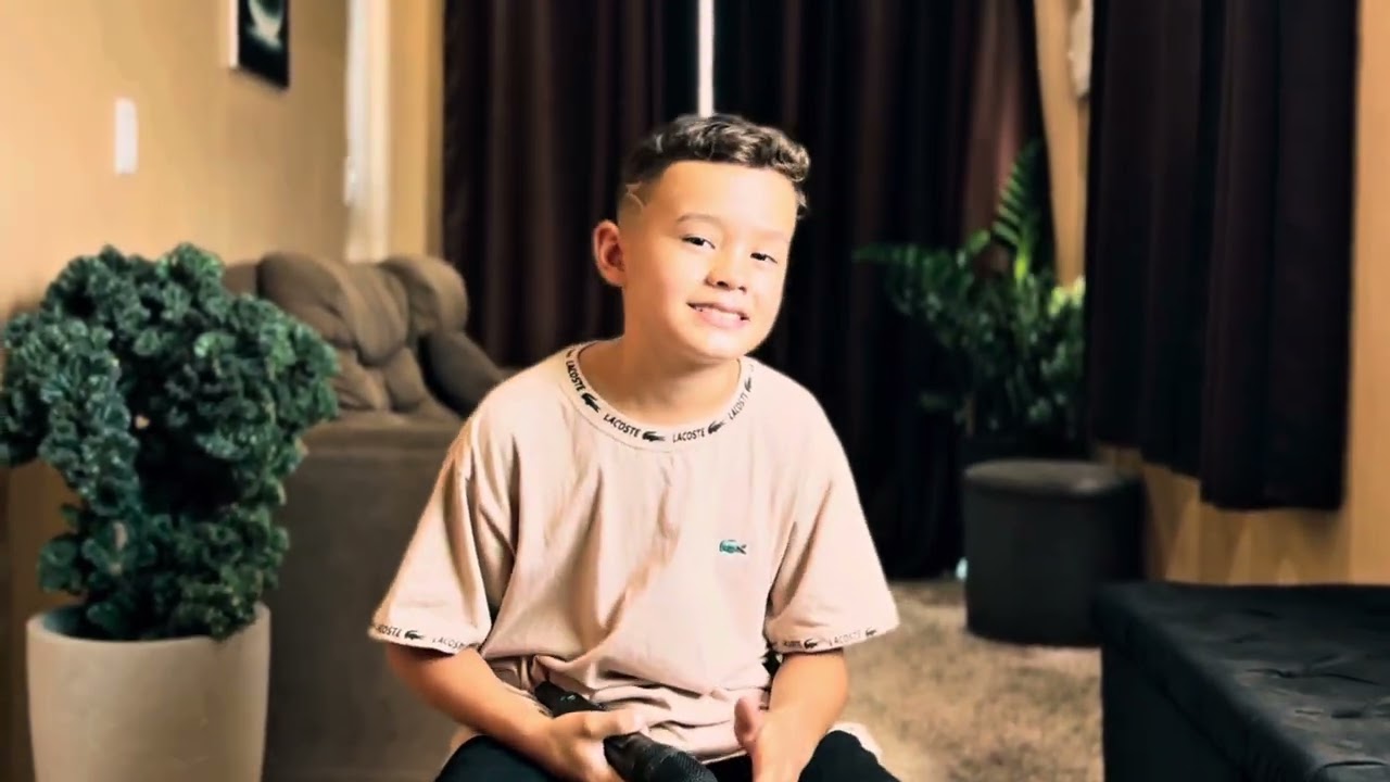 QUEM AMA NÃO MACHUCA (cover) Nicolas jr