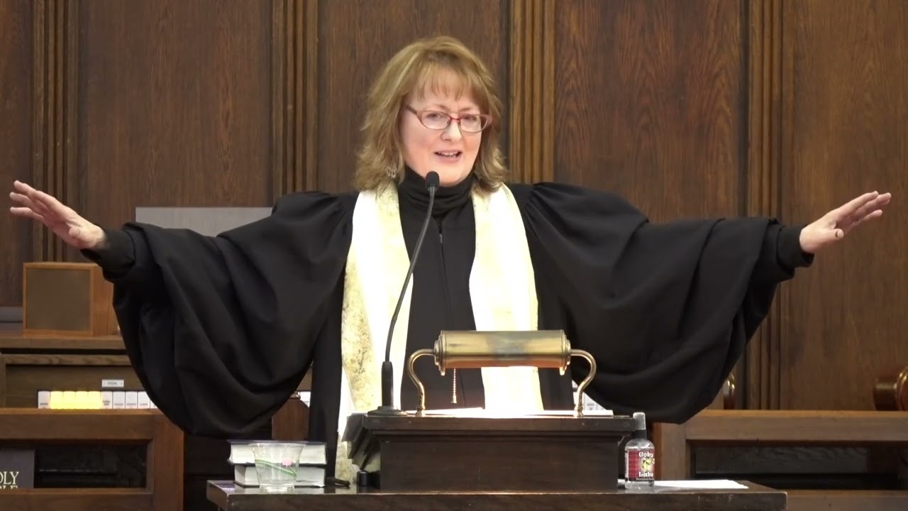 Rev. Susan Sparks Preaches Her Sermon 