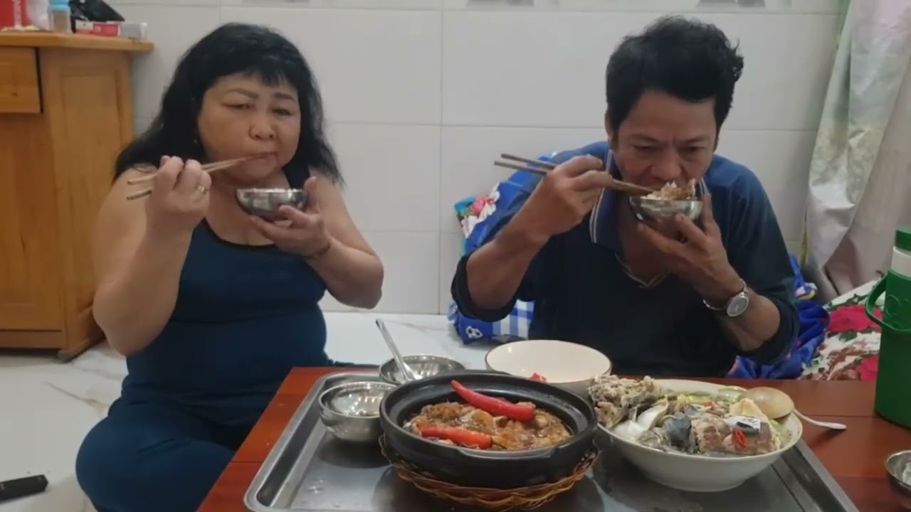 Tập 4| Chia sẻ cách nấu canh chua cơm mẻ với cá tra bông so đũa đậm chất người miền tây