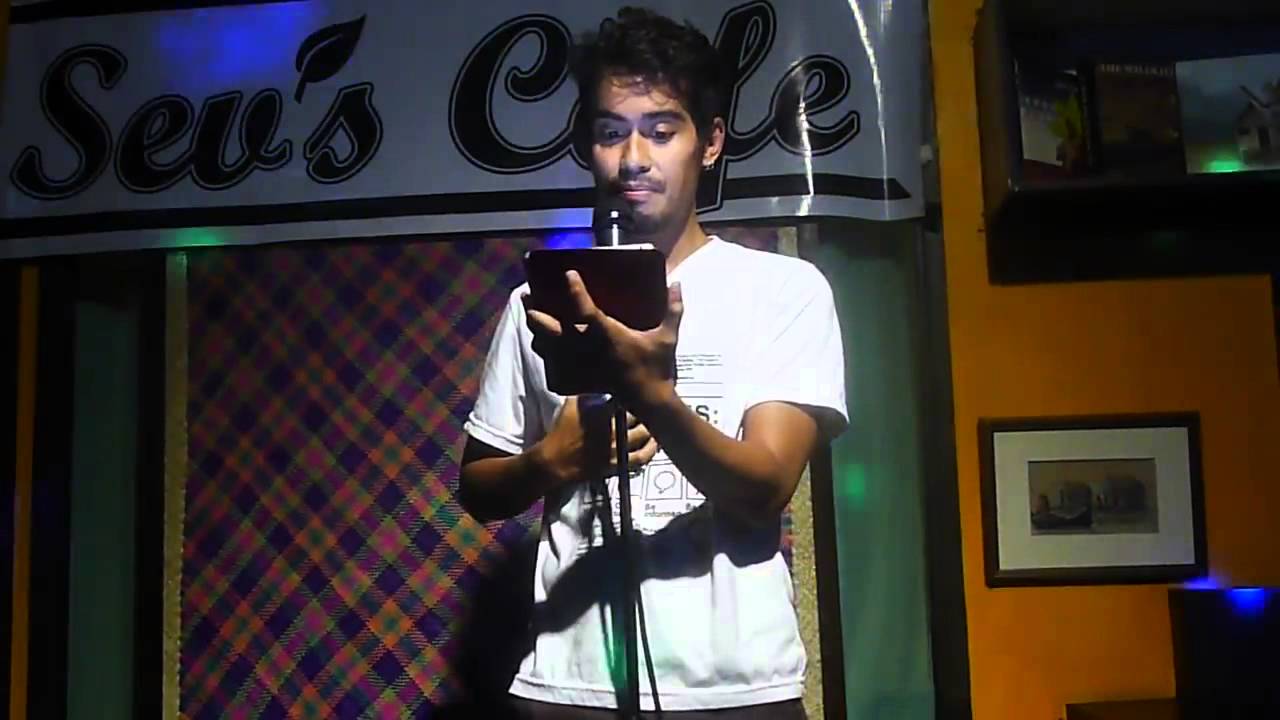 Wanggo Gallaga performs 