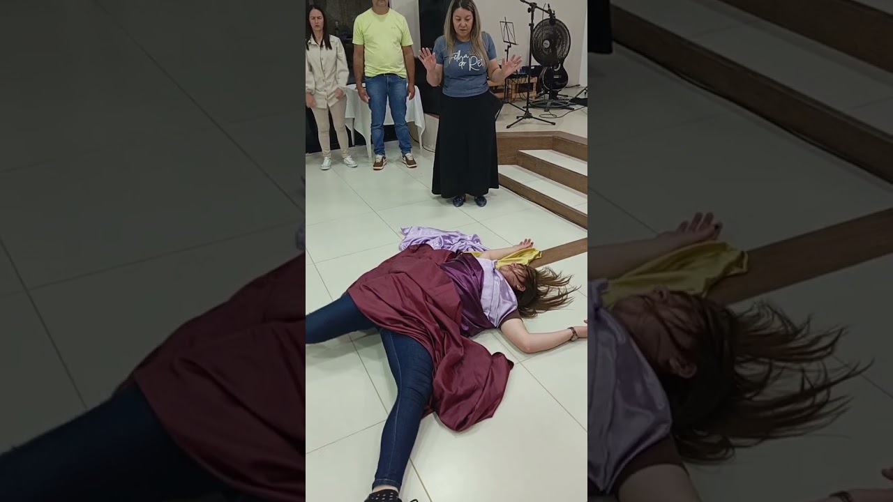 Poderoso Espírito Santo em evidência na terra