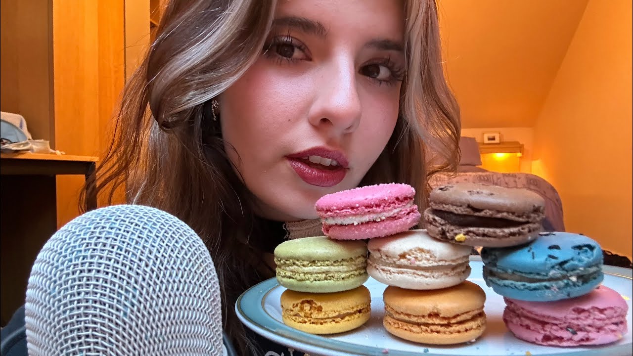 [ASMR] EATING MACARONS (eating sounds)