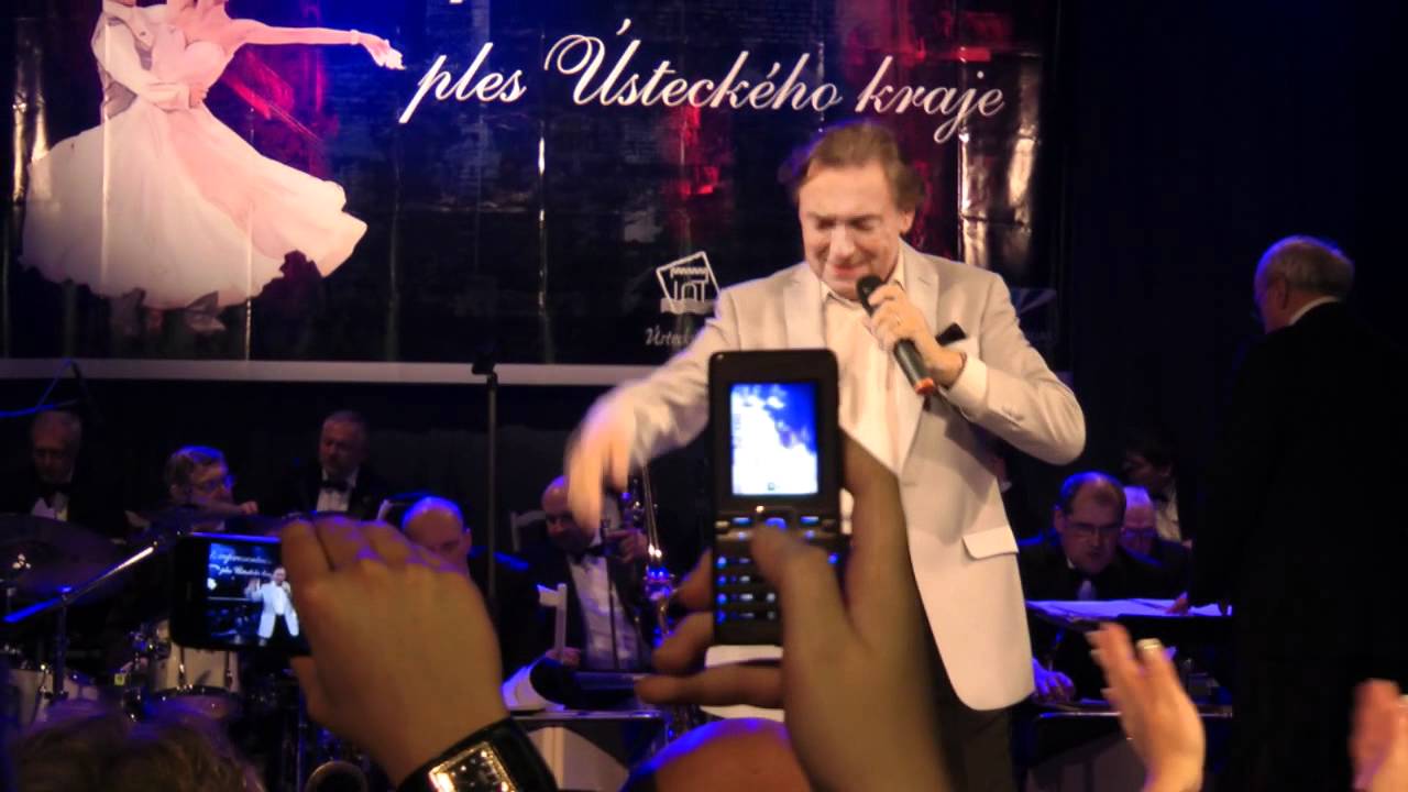 Reprezentační ples kraje - Karel Gott.mp4
