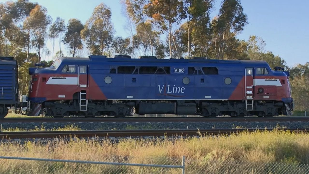 Vline Passenger Trains Near Little River (26/10/2009) -  PoathTV Australian Railways